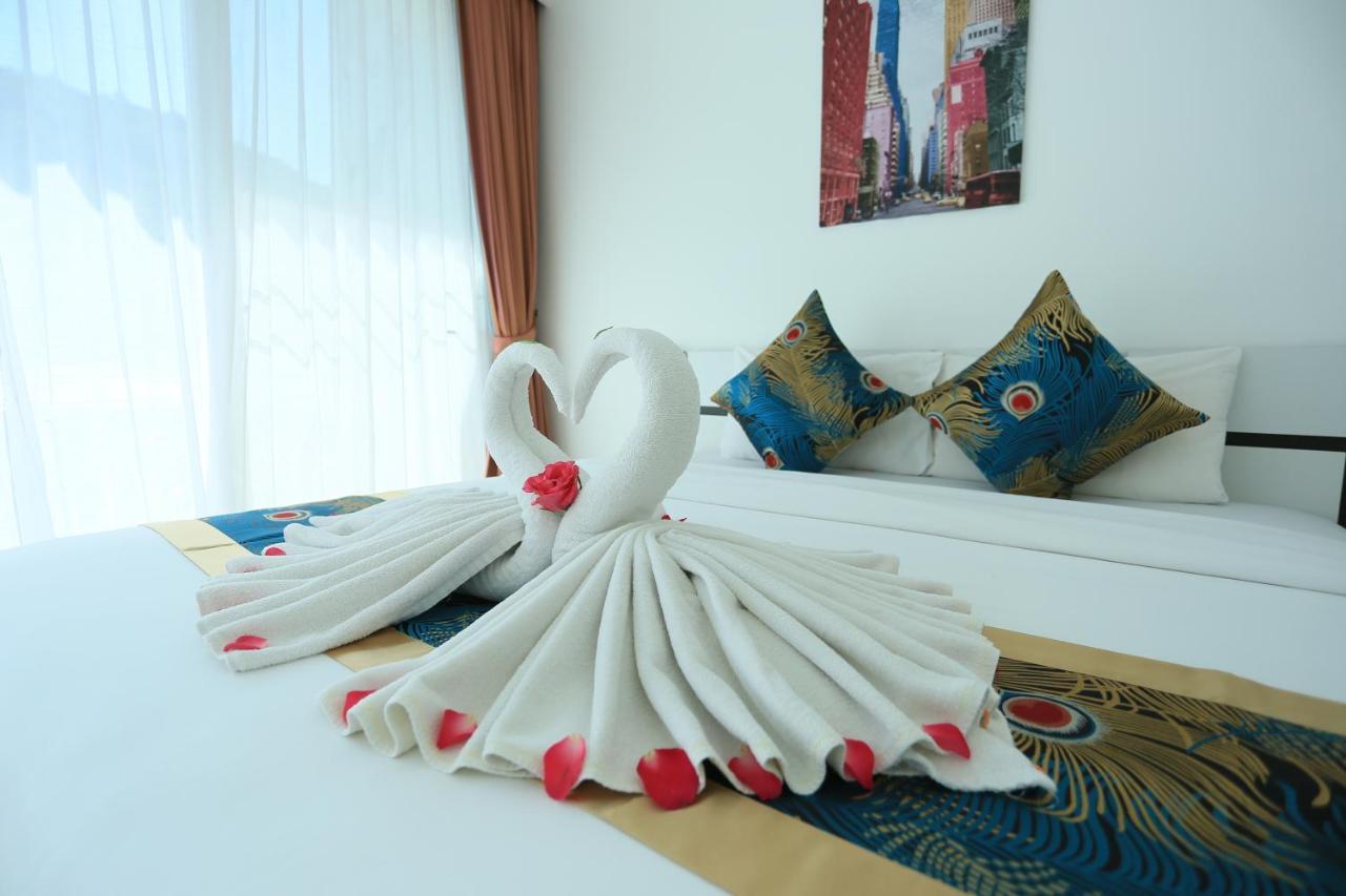 Villa Seaview 芭东海景3卧别墅 5分钟到江西冷 4bdr Pool *